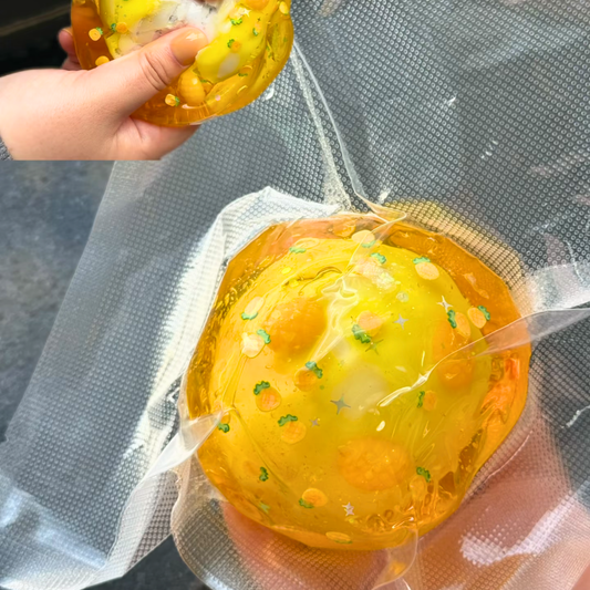 Melu Mini Worlds — Golden Pineapple Ice